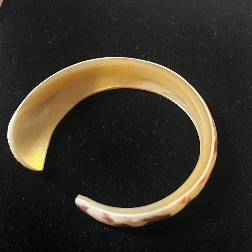 Solid Shell Cream And Brown Bangle Bracelet - image 3